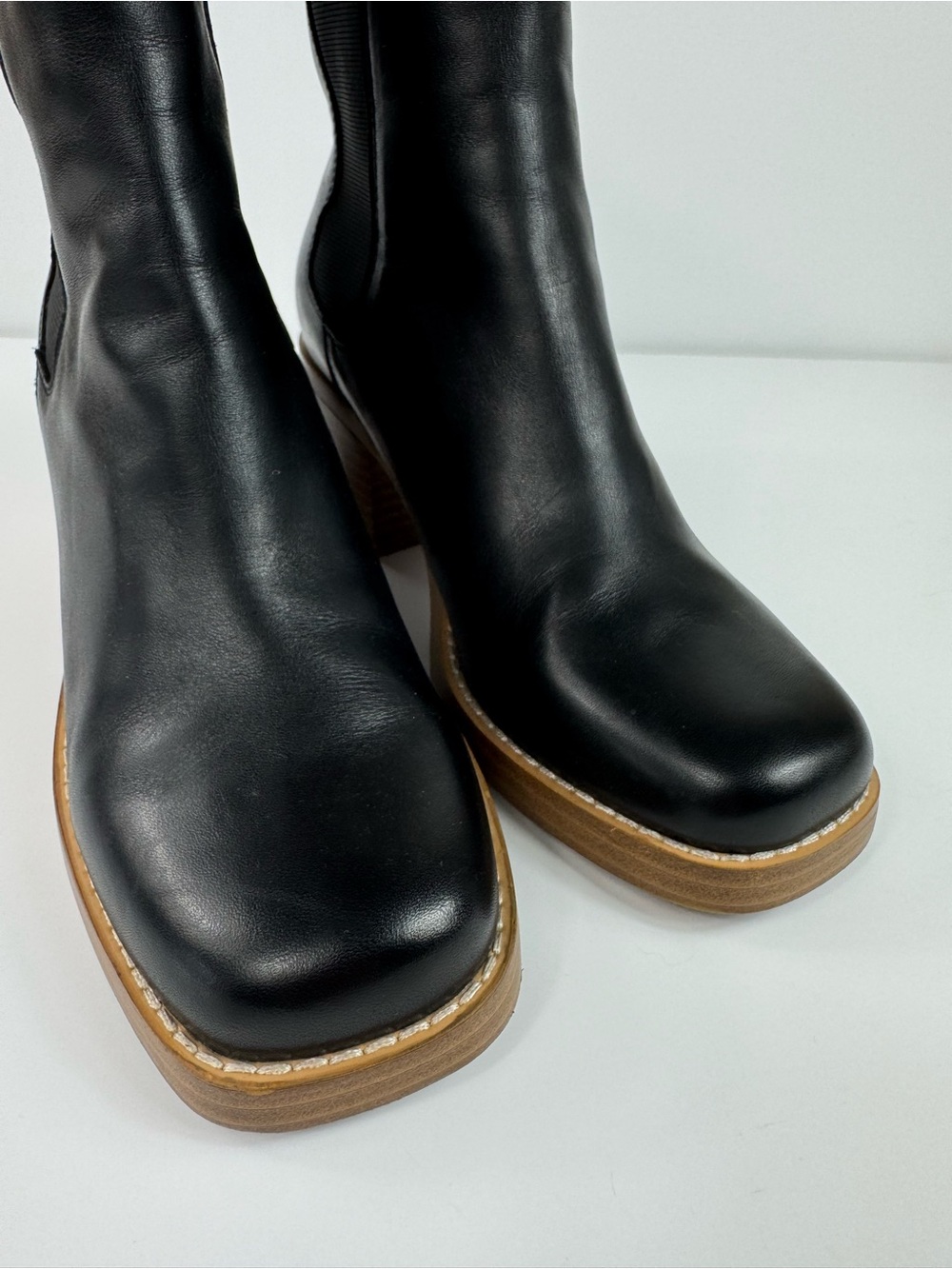 Marc Fisher Modesty Block Heel Black Booties Women's Size 7 EUC‎ - Picture 6 of 9